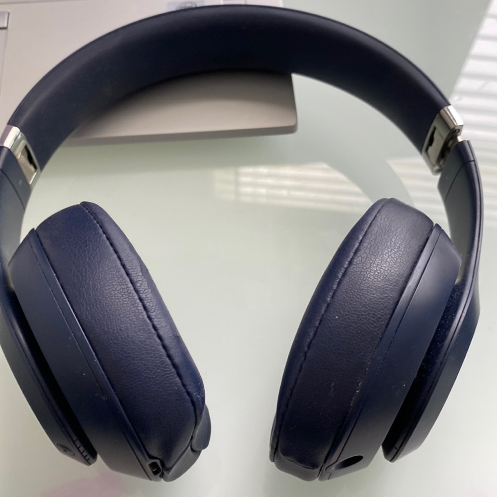 Beats wireless headphones